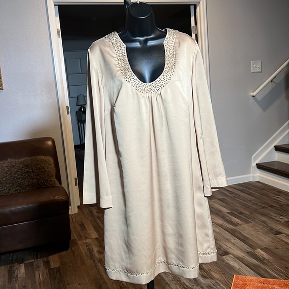 Scoop Neck Dress - Picture 3 of 6